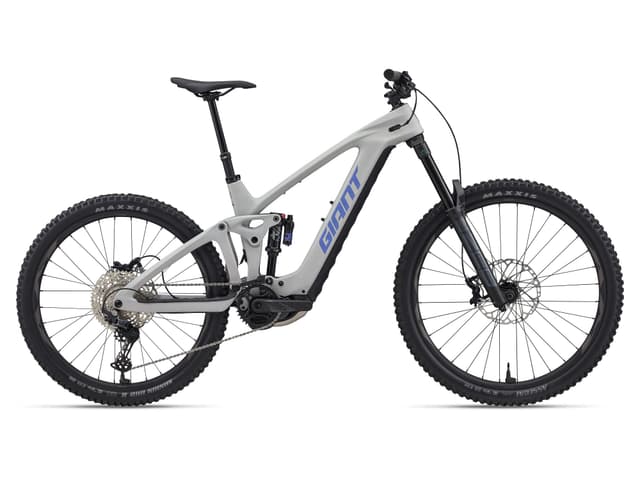 REIGN ADVANCED- E-2 CARBONO